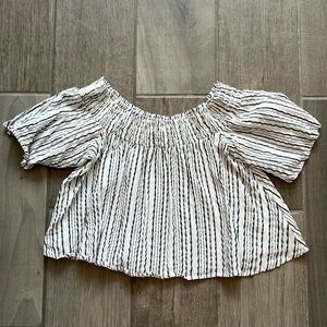 Kimchi-Blue Crop Flowy Top